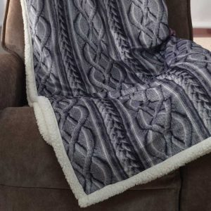 Plaid trecce particolare