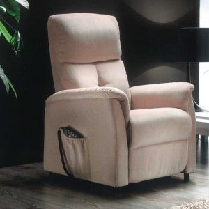 poltrona relax con alza persona apple ambientata