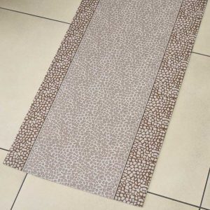 Tappeto a metro borbonese beige particolare