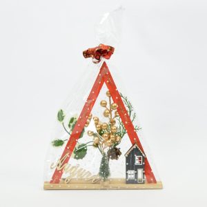 Addobbo natale triangolo legno con ramo d'orato