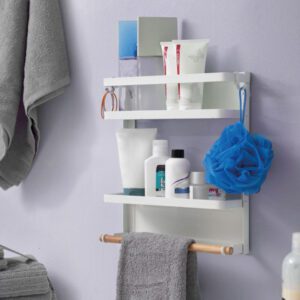 Scafale magnetico per organizzare il bagno